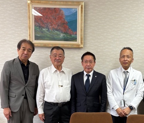 令和7年6月6日、久留米大学を表敬訪問し、永田理事長、内村学長と懇談