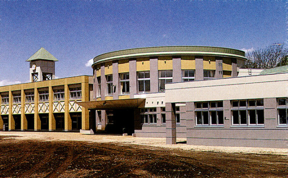 川北中学校外観写真